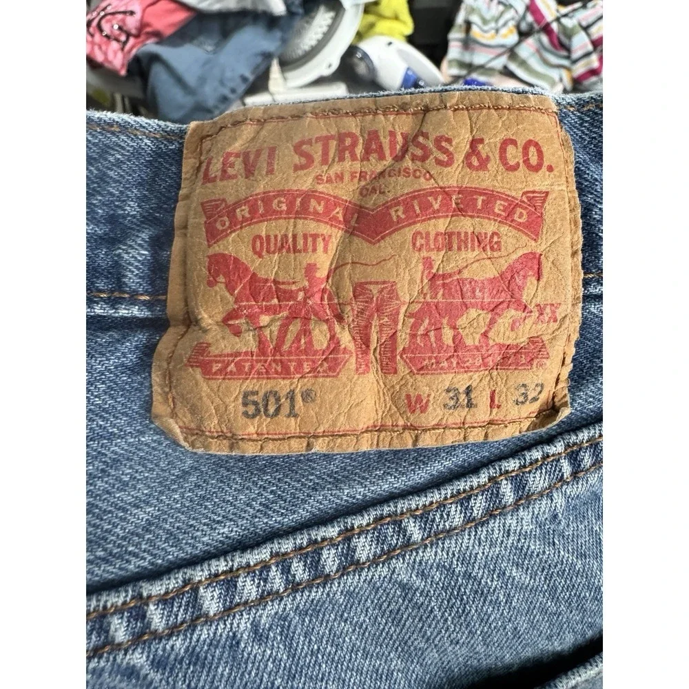 Levi's 501 Original Fit Jeans Men's 31 x 32 Y2K Button Fly Straight Medium Wash